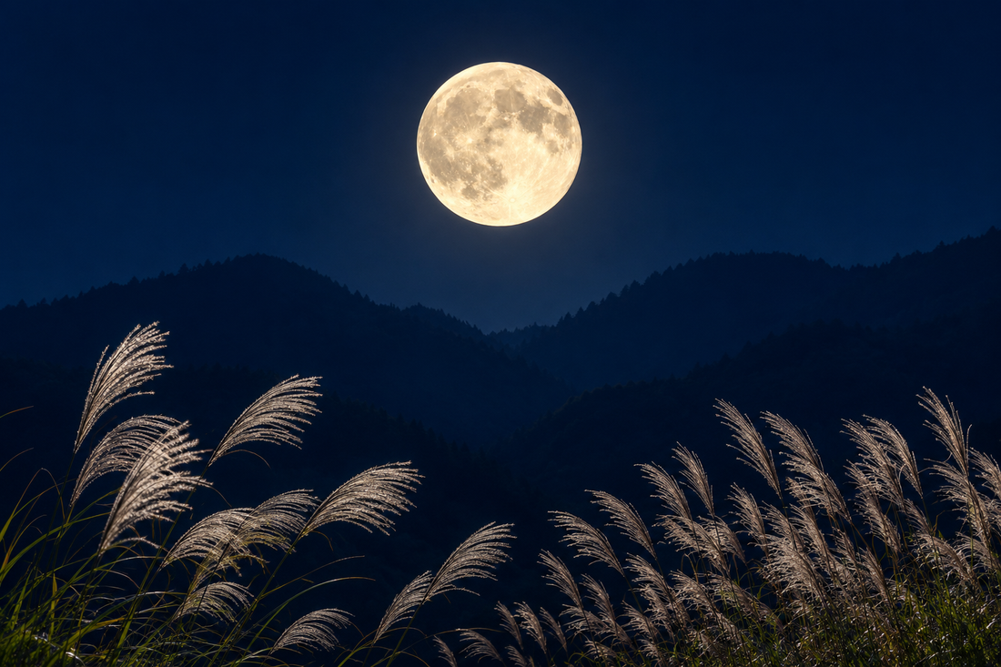 What Is Tsukimi (月見)? Japan’s Autumn Moon-Viewing Tradition